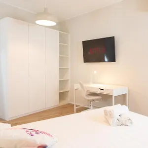 Dreams Exclusive With Terrace - Free Parking - M1 Station - Near Center Милан